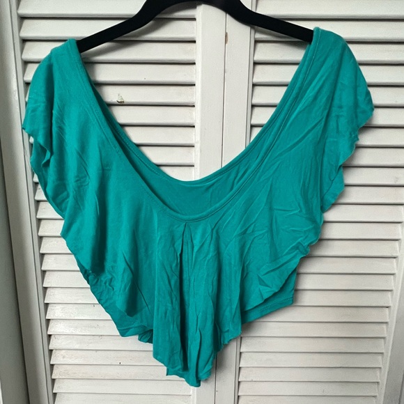 Charlotte Russe Crop Top - Picture 2 of 3